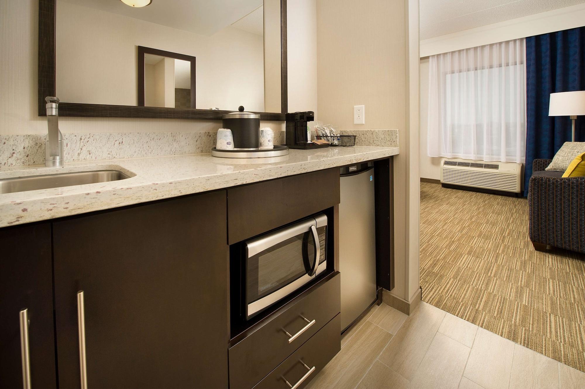 Hampton Inn & Suites Baltimore/Woodlawn Bagian luar foto
