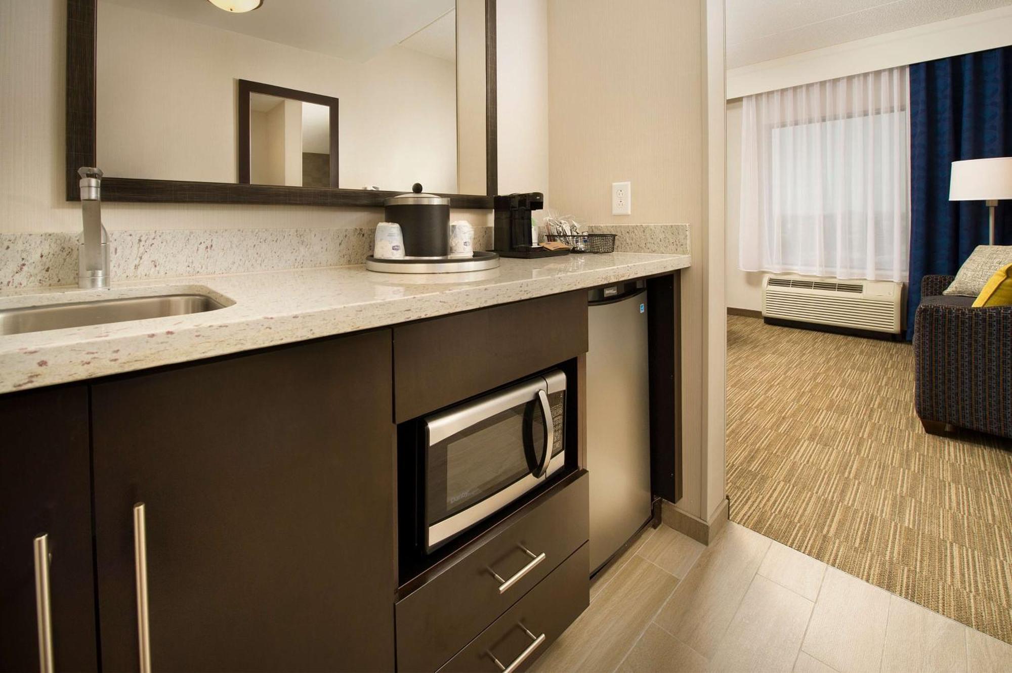 Hampton Inn & Suites Baltimore/Woodlawn Bagian luar foto