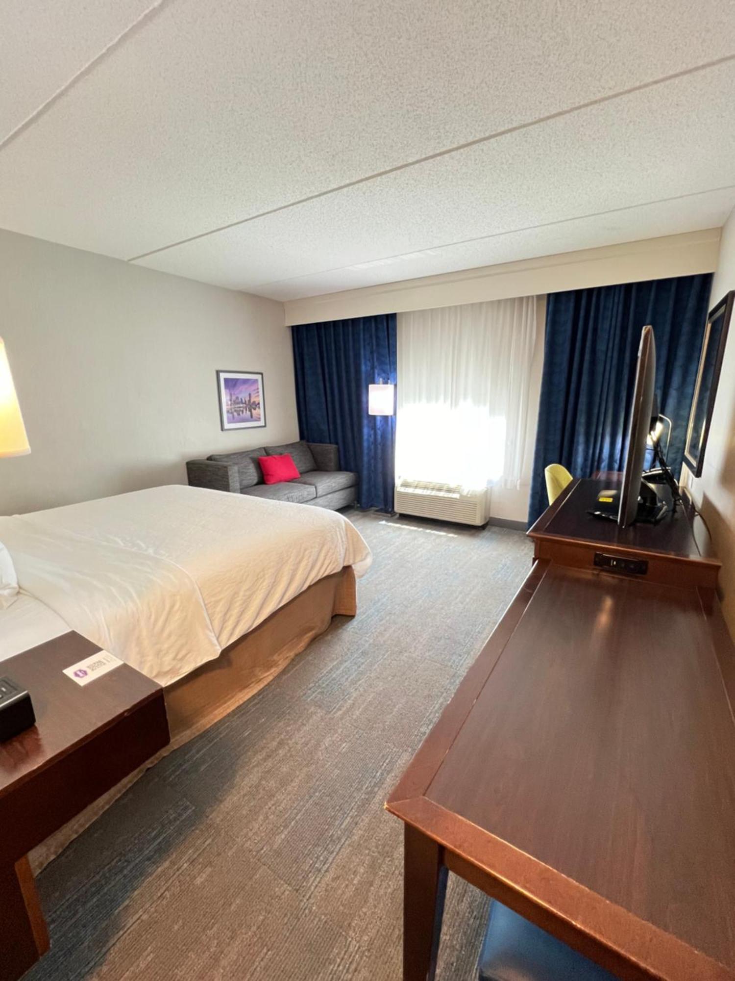 Hampton Inn & Suites Baltimore/Woodlawn Bagian luar foto
