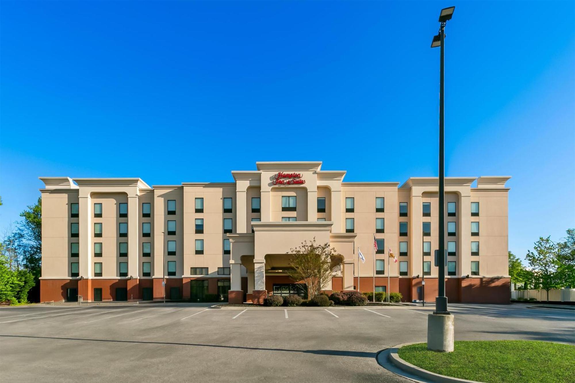 Hampton Inn & Suites Baltimore/Woodlawn Bagian luar foto