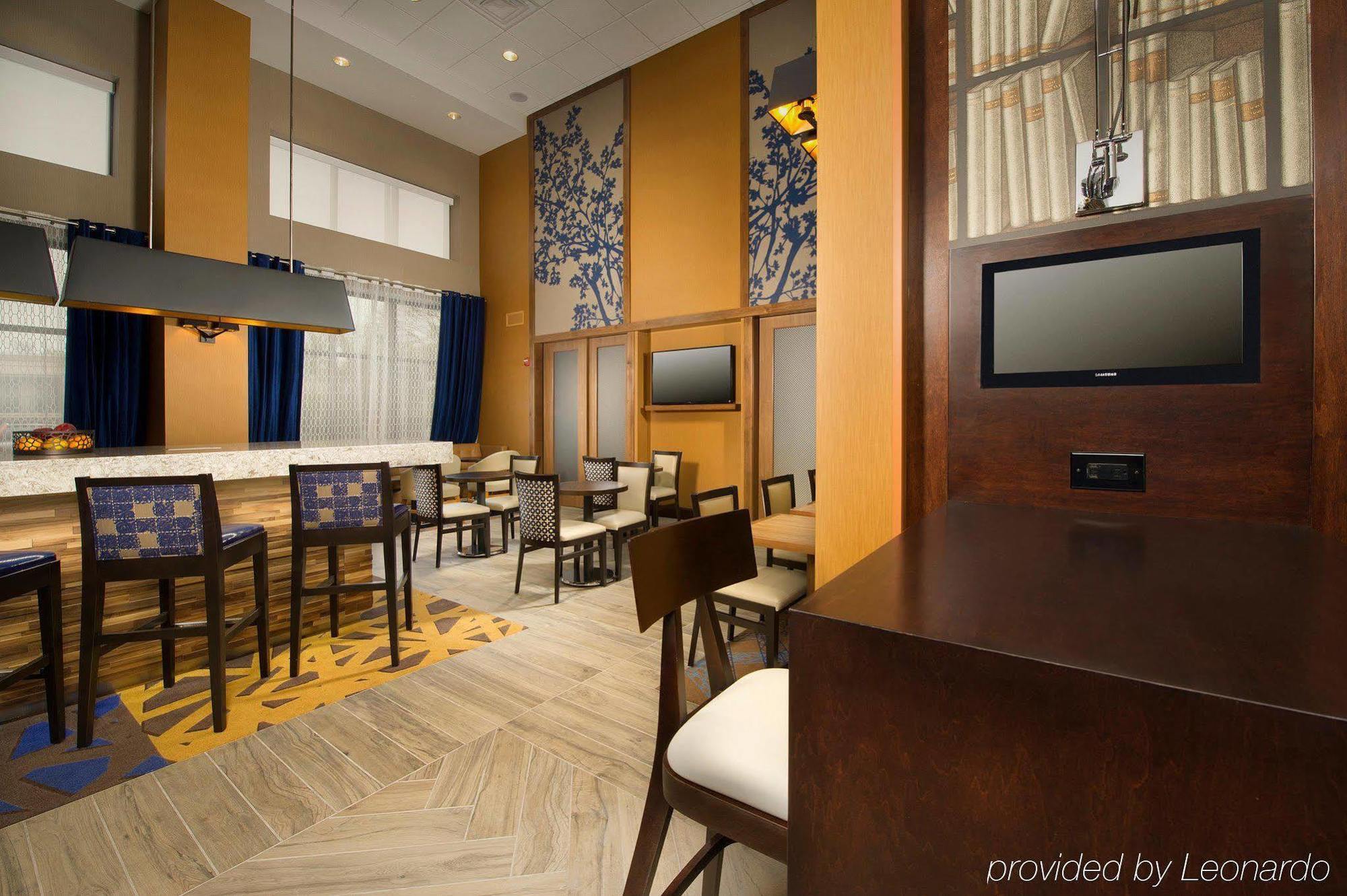Hampton Inn & Suites Baltimore/Woodlawn Bagian luar foto